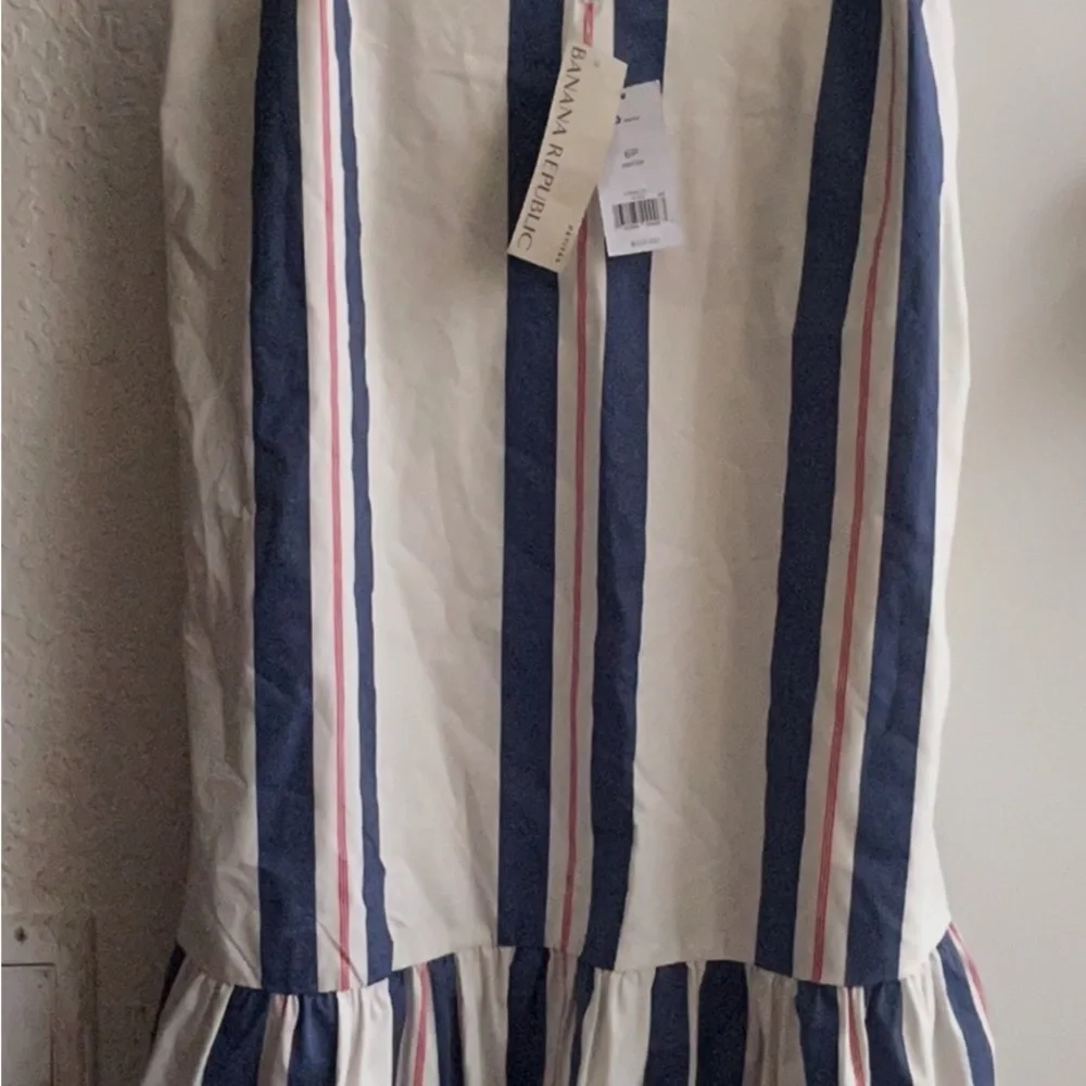 Banana Republic Blue and White Sleeveless Sundress - Picture 3 of 5